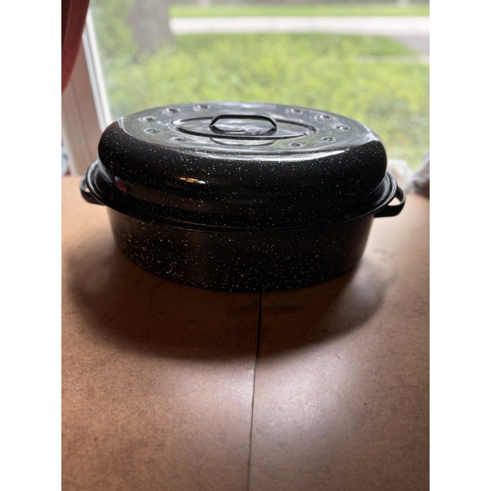 Vintage Black Speckled Enamel Roasting Pan w Lid Oval Graniteware Roaster 10 qt